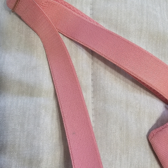 Victoria's Secret DREAM ANGELS Lined Demi Bra size 32DD - Picture 3 of 3